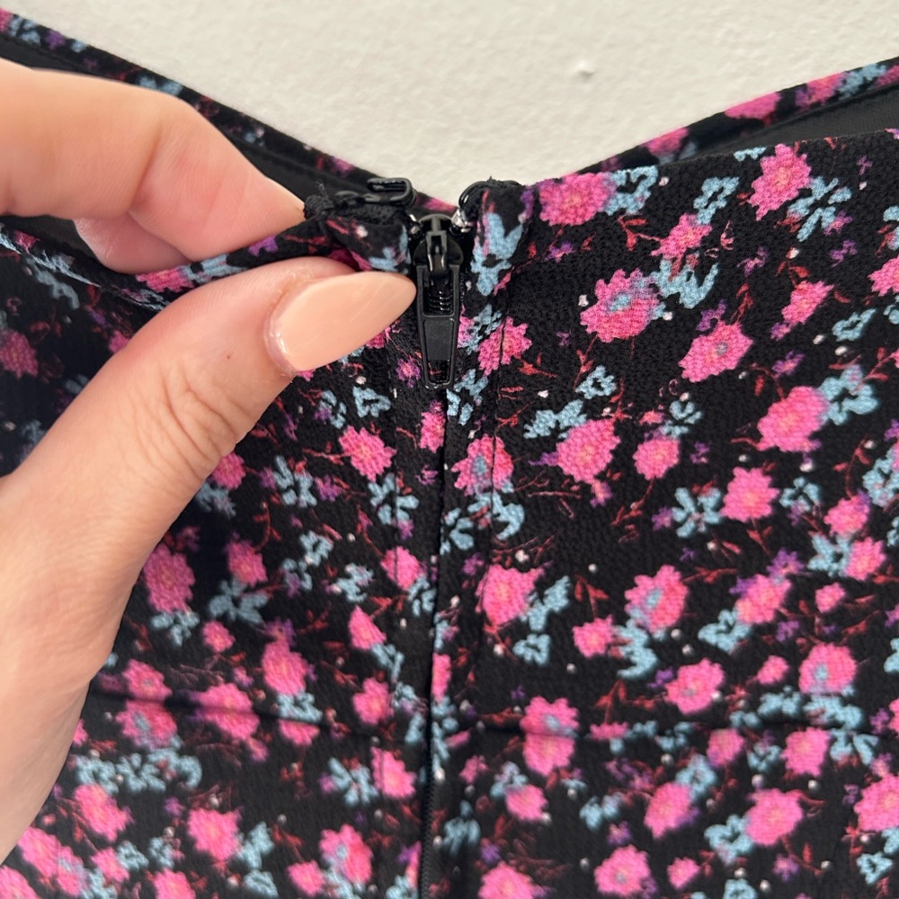 🖤 Purple Floral Midi Dress – Puff Sleeves | Sweetheart Neck Size XS - Picture 6 of 10